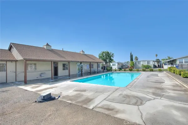 $85,000 | 17333 Valley Boulevard, Unit 15E, Fontana, CA 92335