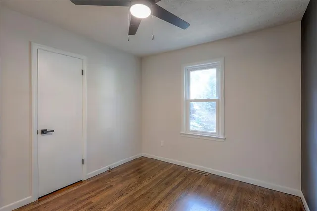 $218,899 | 12312 East 52nd Terrace, Independence, MO 64055