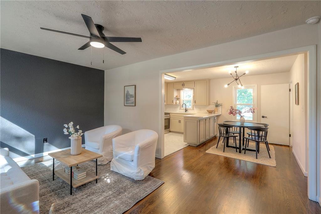 12312 East 52nd Terrace Independence, MO 64055 - Photo 4 of 27