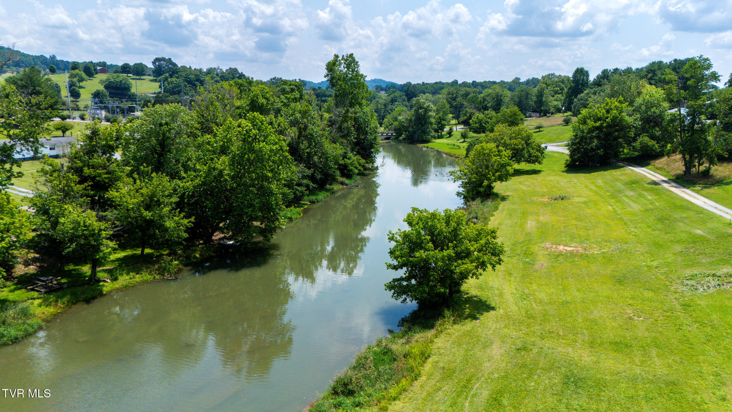 208 Buffalo Road Bluff City, TN 37618 - Photo 82 of 90 098