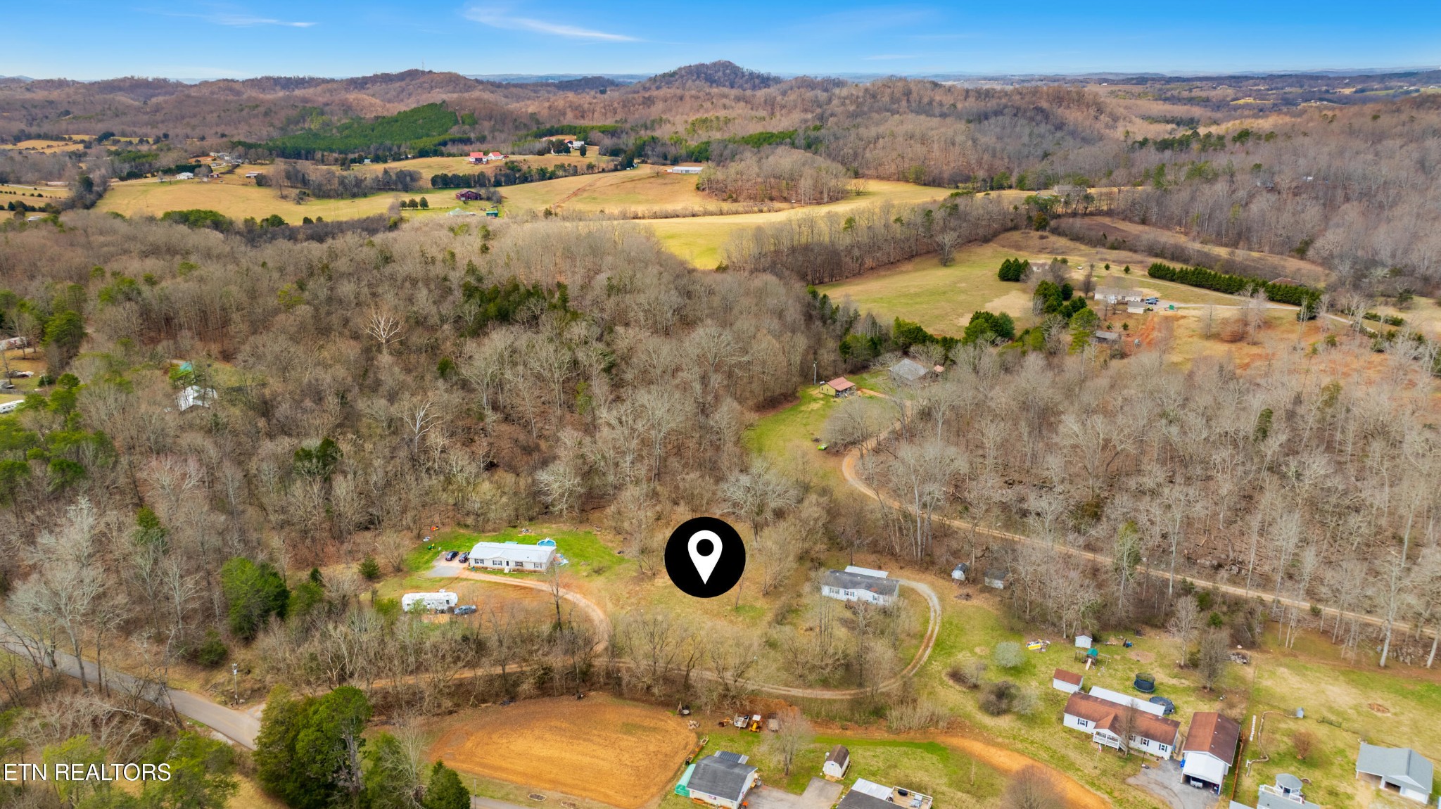 1038 Cloyds Church Road Greenback, TN 37742 - Photo 2 of 12 Gallery Image 2