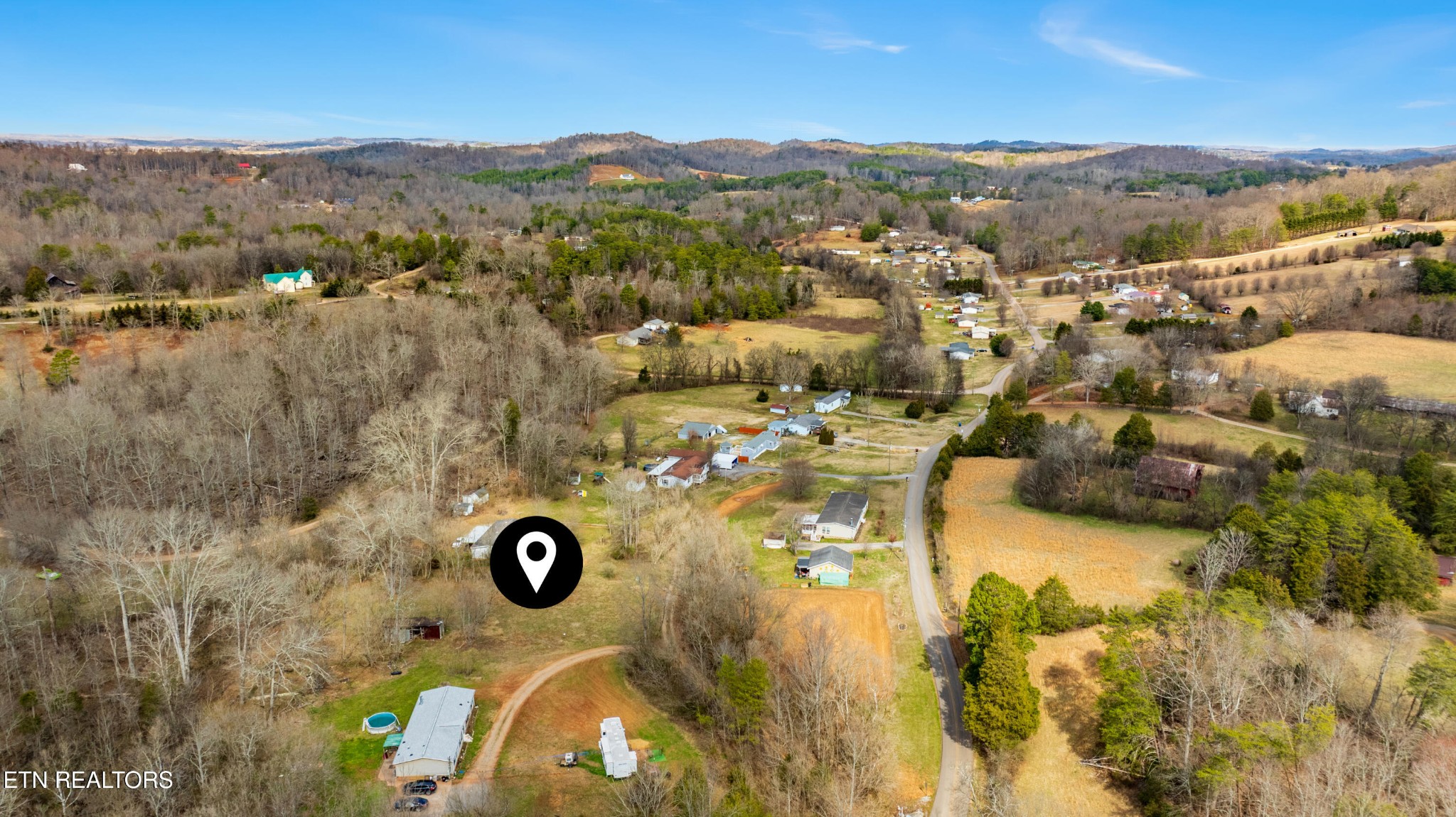 1038 Cloyds Church Road Greenback, TN 37742 - Photo 6 of 12 Gallery Image 6