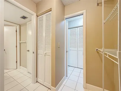 $115,000 | 6301 Newtown Circle, Unit 1A2, Tampa, FL 33615