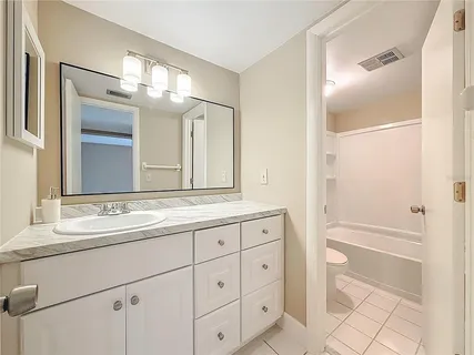 $115,000 | 6301 Newtown Circle, Unit 1A2, Tampa, FL 33615