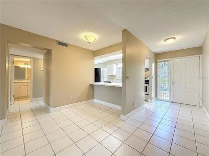 $115,000 | 6301 Newtown Circle, Unit 1A2, Tampa, FL 33615