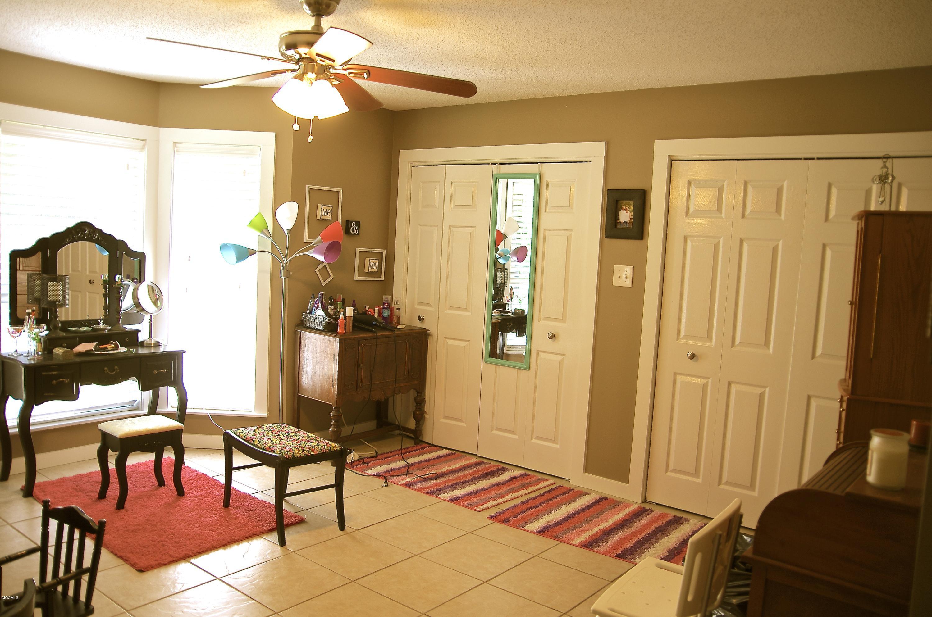 13628 Wolf River Road Gulfport, MS 39503 - Photo 34 of 47 Guest Bedroom