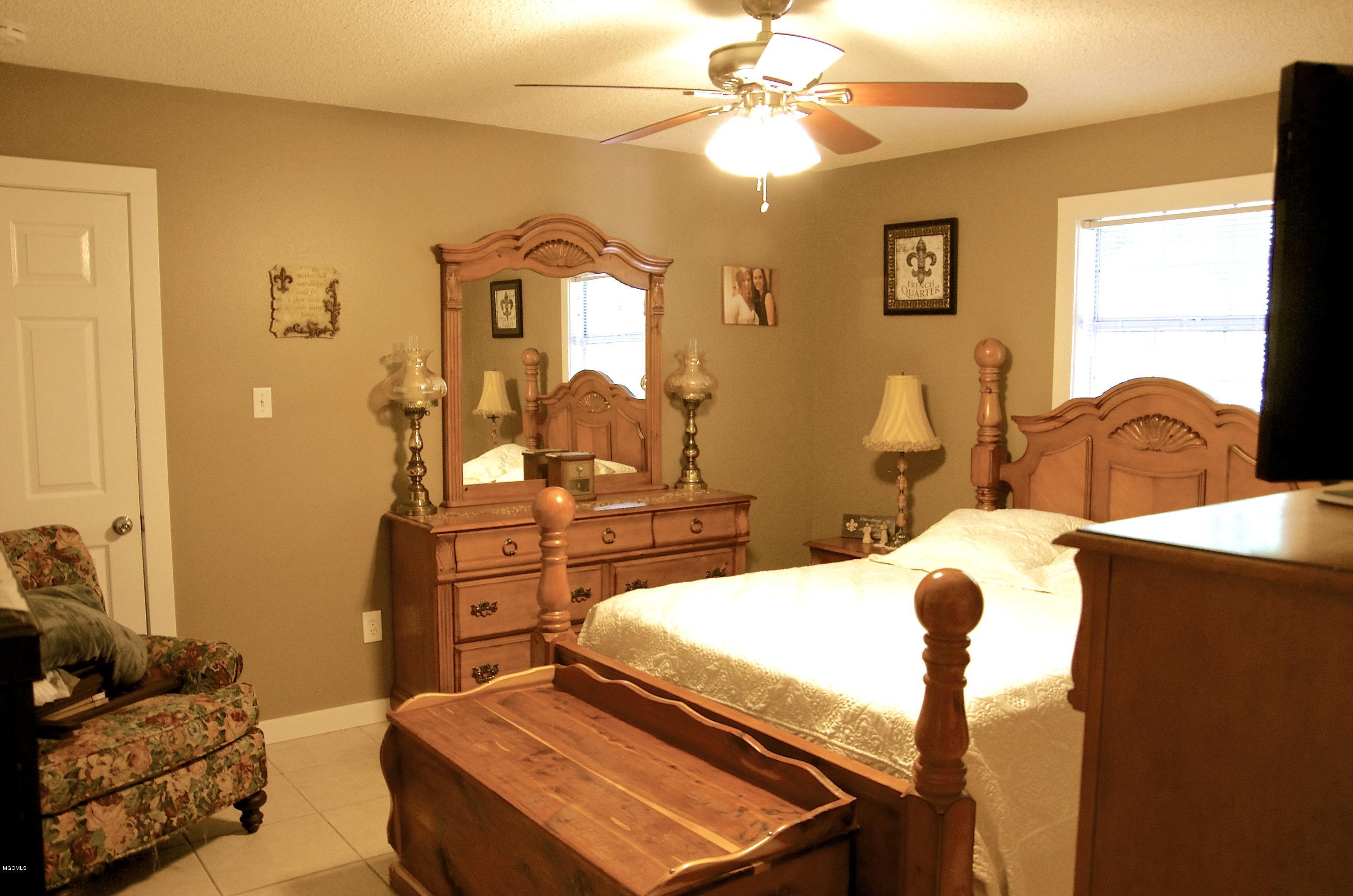 13628 Wolf River Road Gulfport, MS 39503 - Photo 35 of 47 Guest Bedroom