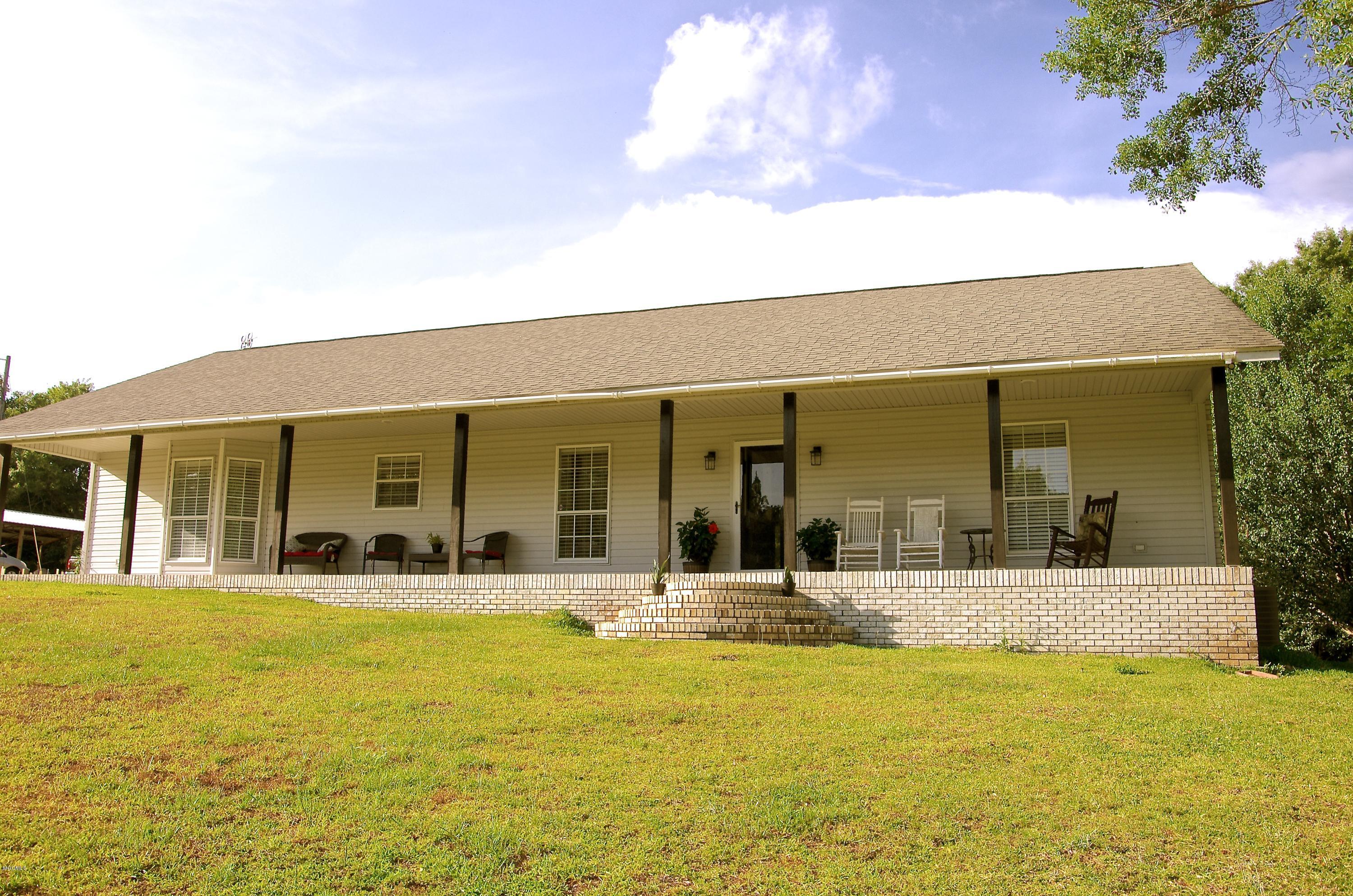 13628 Wolf River Road Gulfport, MS 39503 - Photo 8 of 47 Large Front Porch