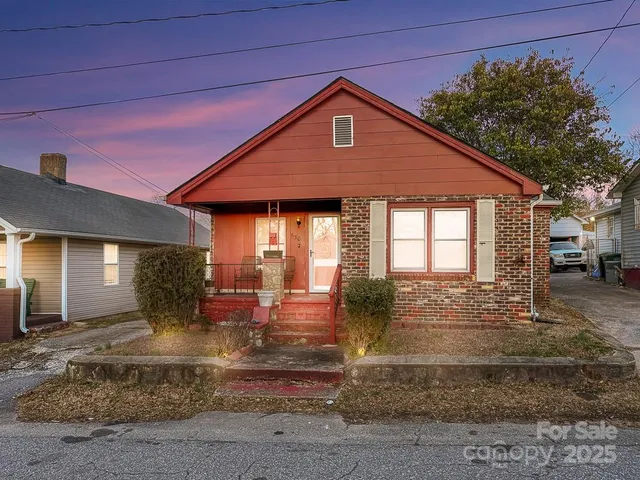 $155,900 | 630 North Moran Street, Gastonia, NC 28052