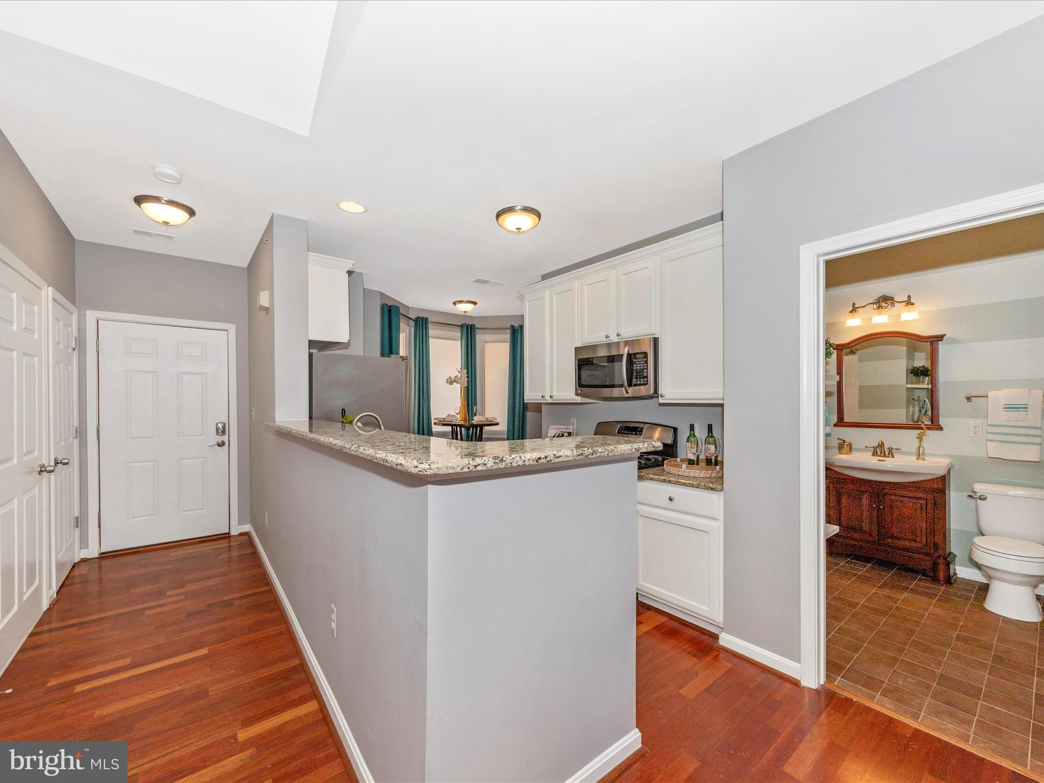 12705 Found Stone Road, Unit 7302 Germantown, MD 20876 - Photo 11 of 54 Kitchen