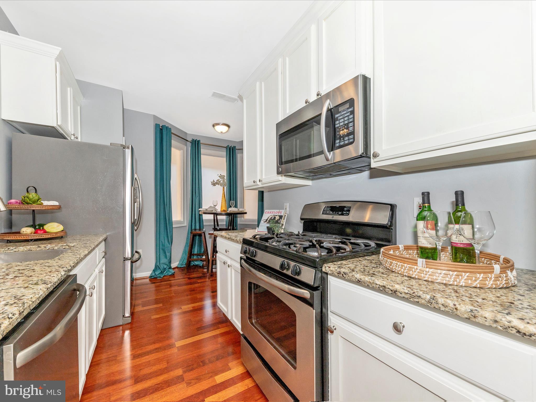 12705 Found Stone Road, Unit 7302 Germantown, MD 20876 - Photo 3 of 54 Kitchen