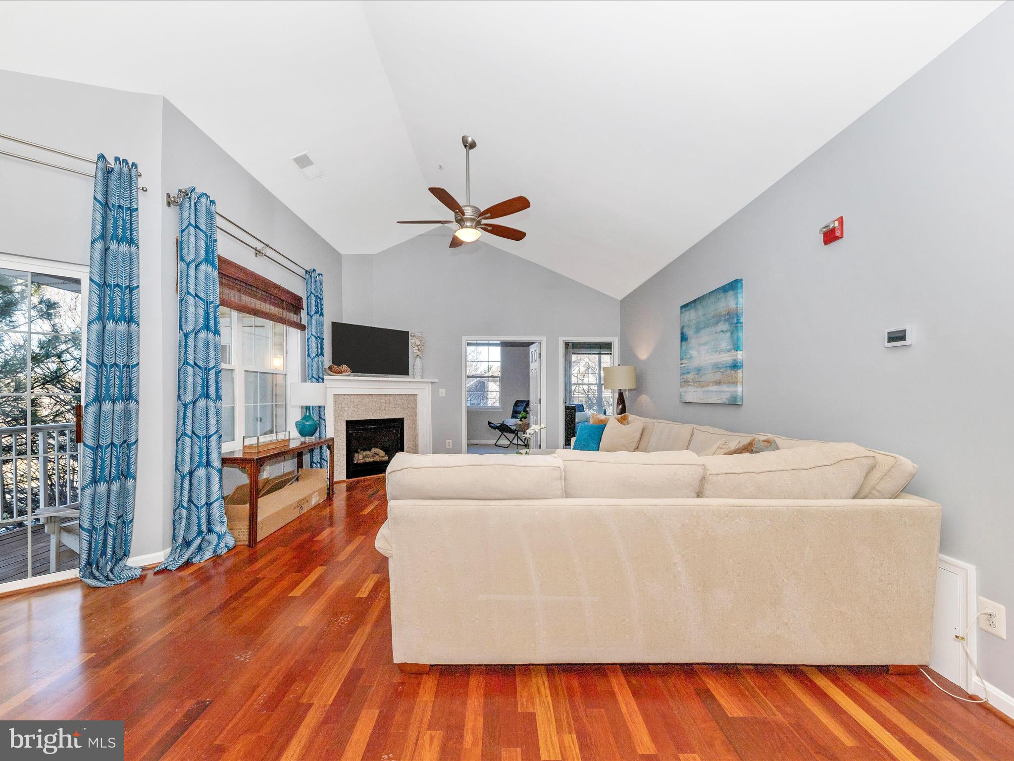 12705 Found Stone Road, Unit 7302 Germantown, MD 20876 - Photo 8 of 54 Living Room
