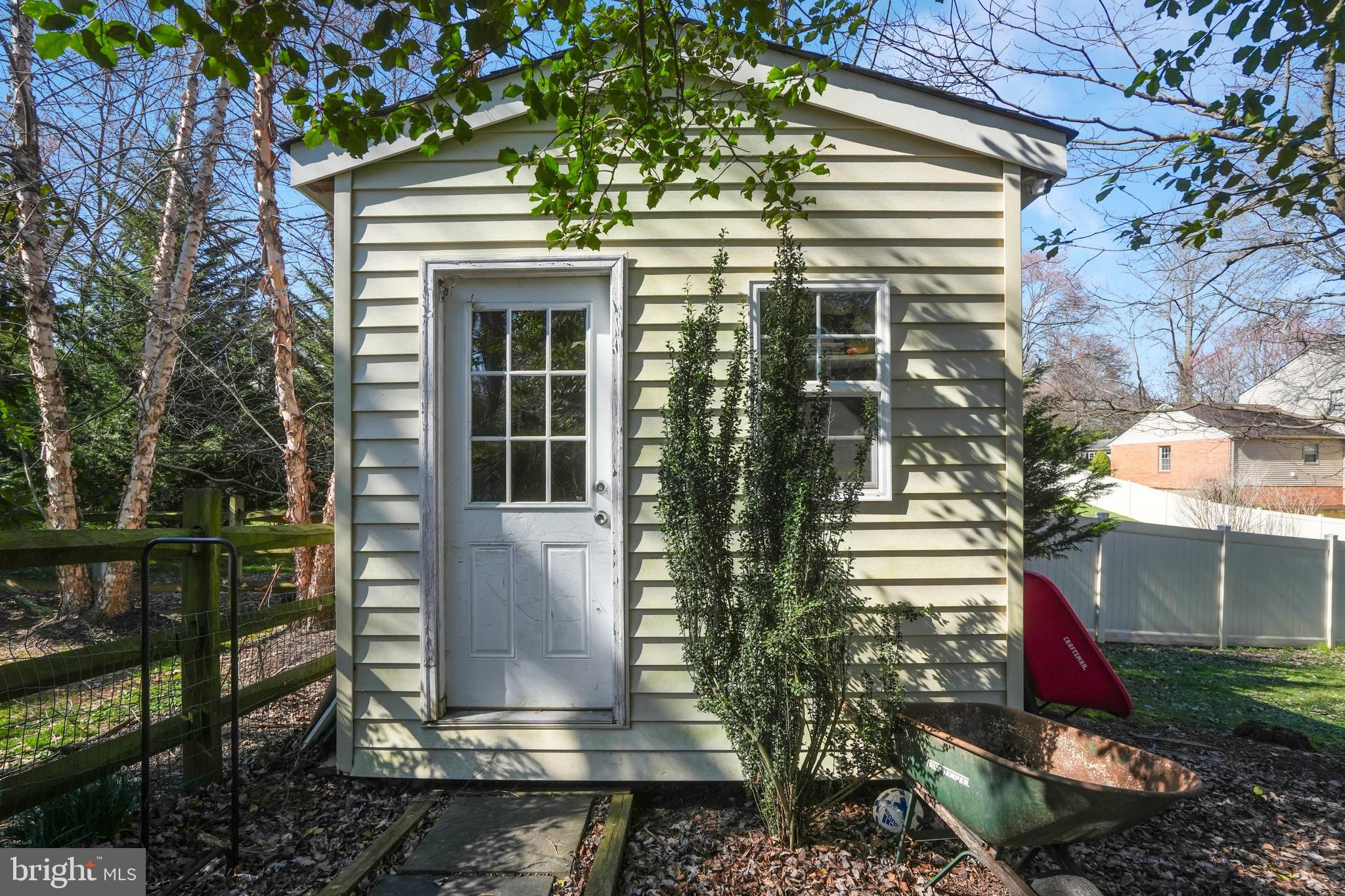 2524 Heathcliff Lane Reston, VA 20191 - Photo 31 of 33