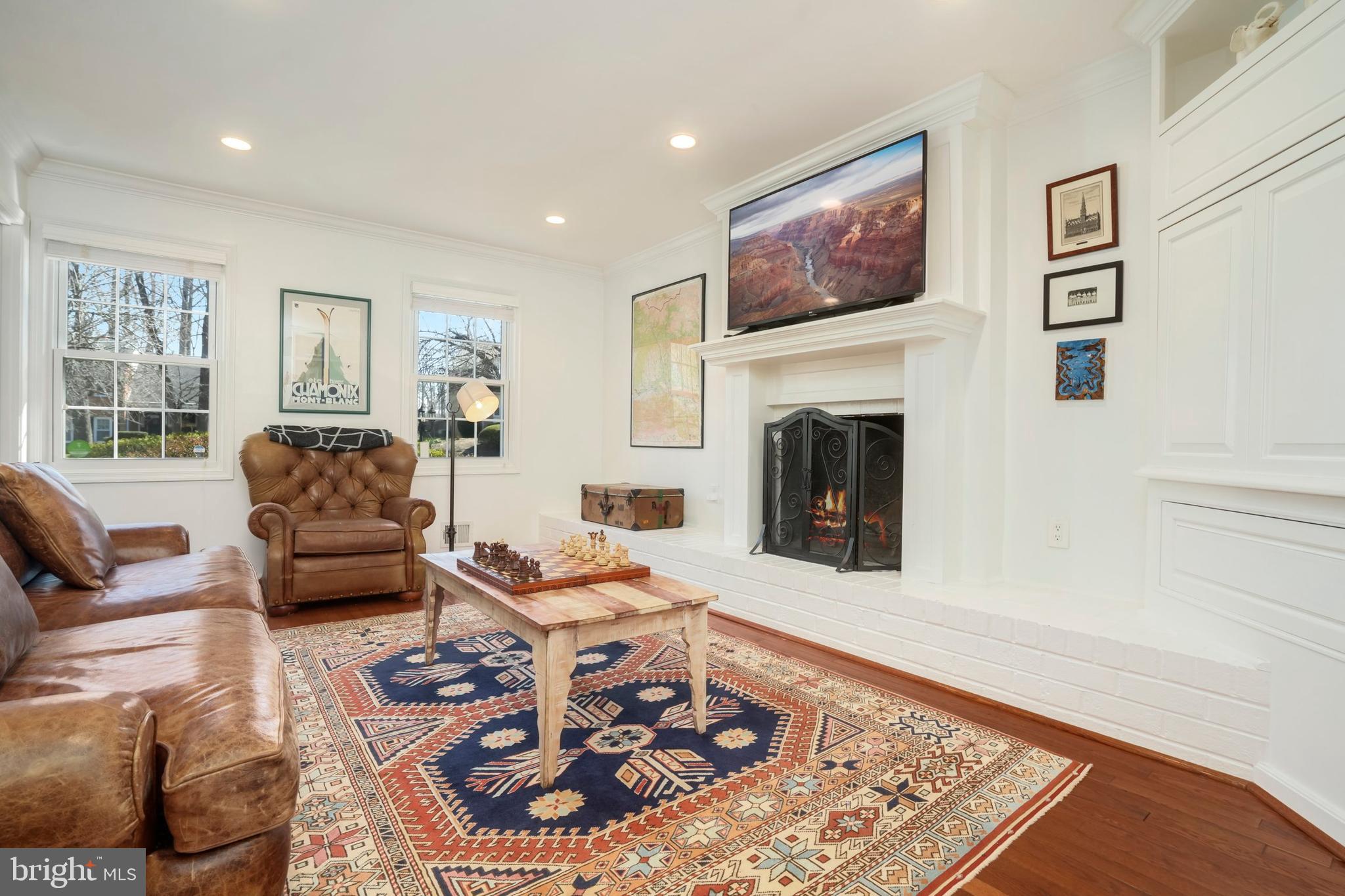 2524 Heathcliff Lane Reston, VA 20191 - Photo 4 of 33