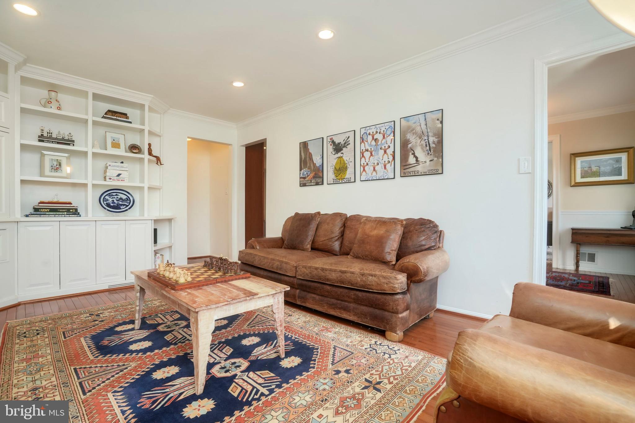 2524 Heathcliff Lane Reston, VA 20191 - Photo 5 of 33