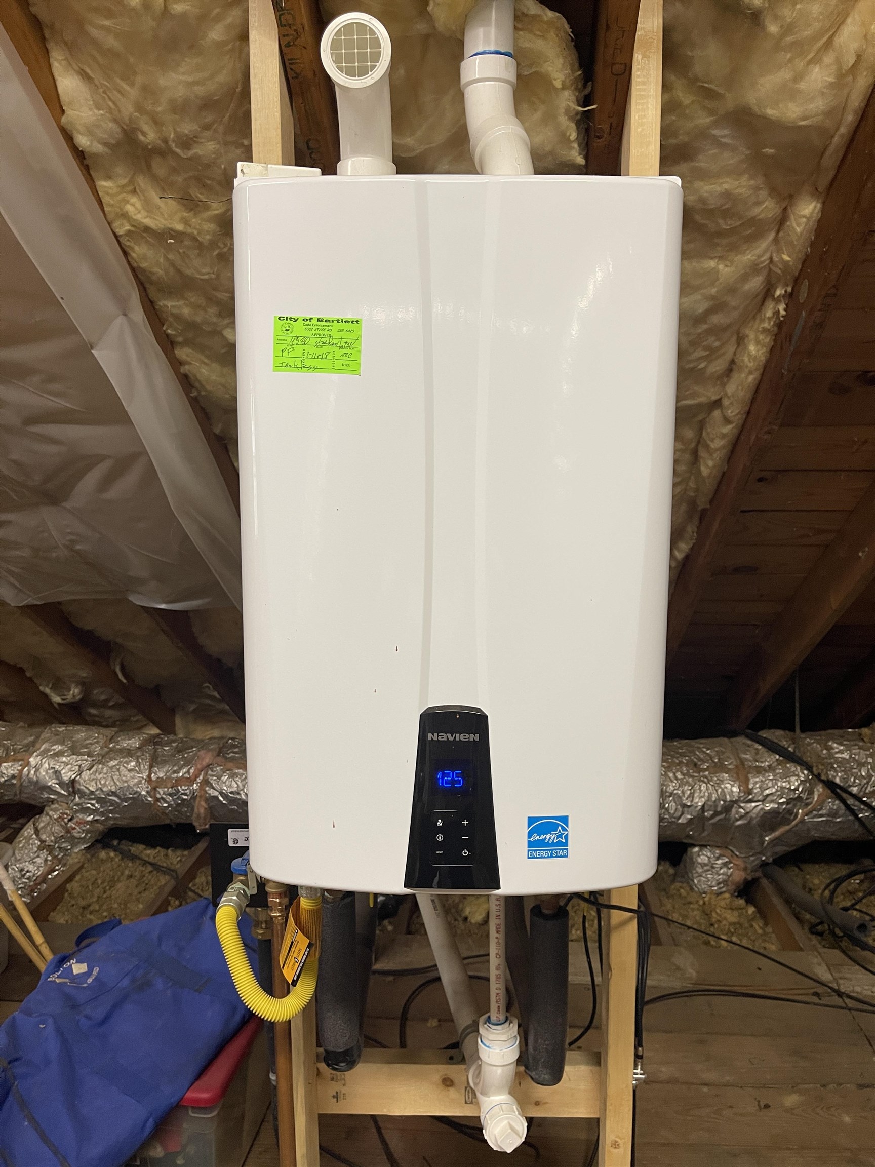 4580 Shadowlawn Road Bartlett, TN 38002 - Photo 37 of 37 a view of kitchen island with stove