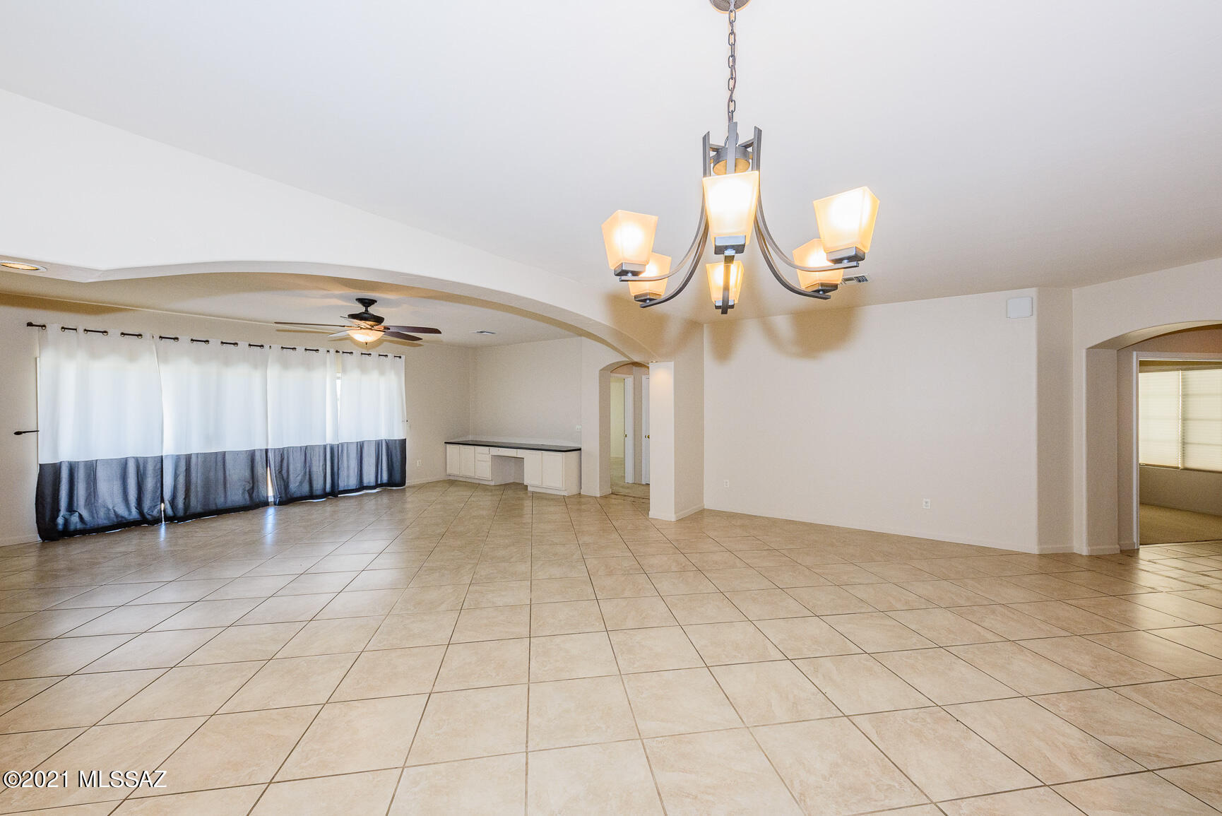 10483 East Rita Ranch Crossing Circle Tucson, AZ 85747 - Photo 15 of 36