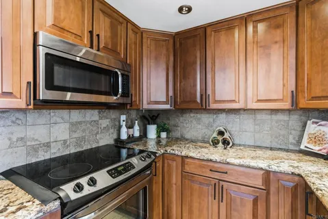 $430,000 | 929 Jamacha Road, Unit D, El Cajon, CA 92019