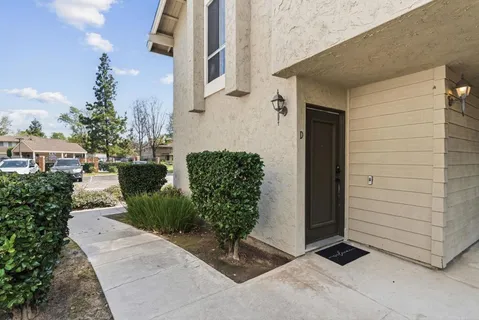 $430,000 | 929 Jamacha Road, Unit D, El Cajon, CA 92019