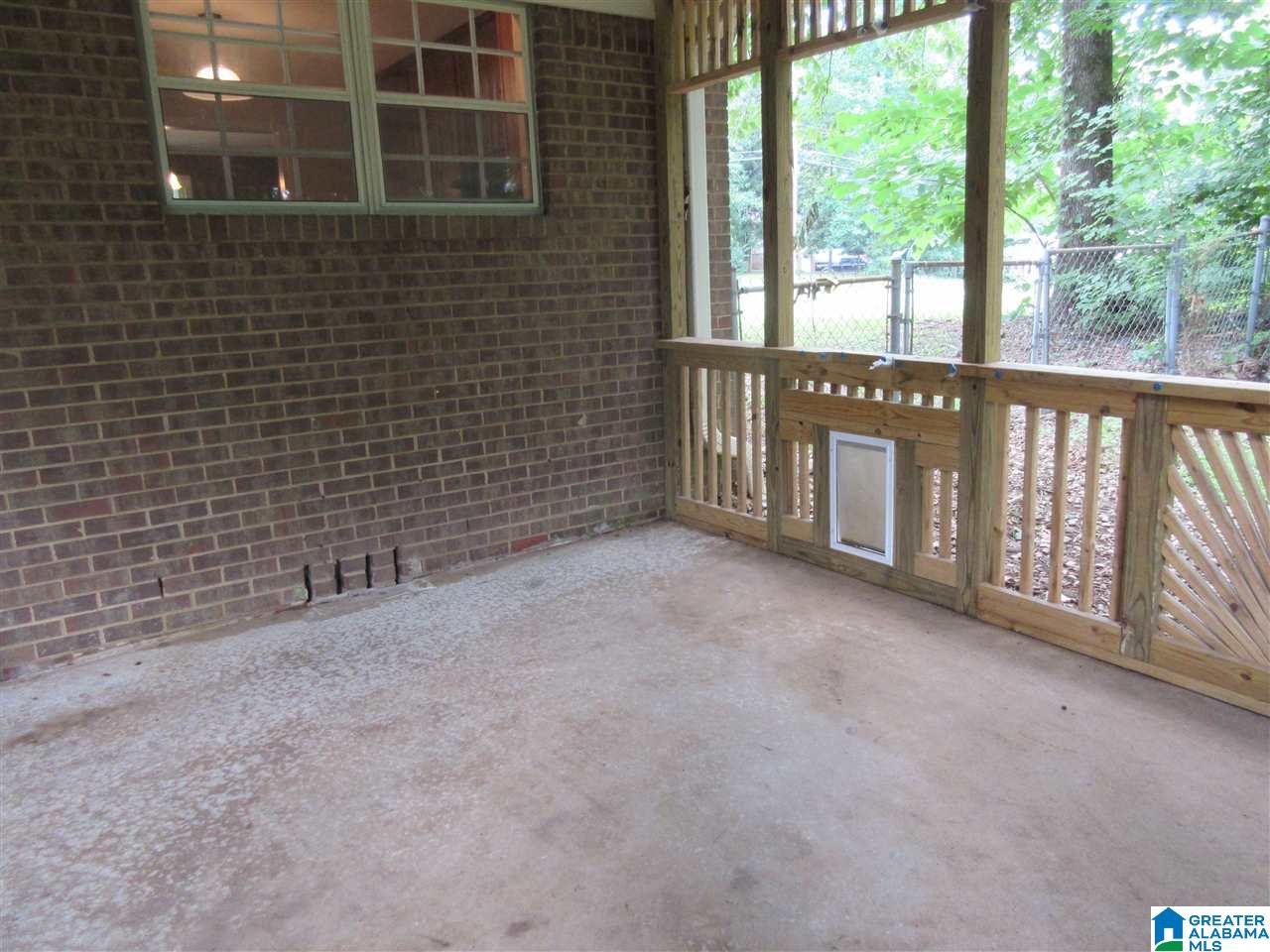 124 Hickory Street Alabaster, AL 35114 - Photo 12 of 27