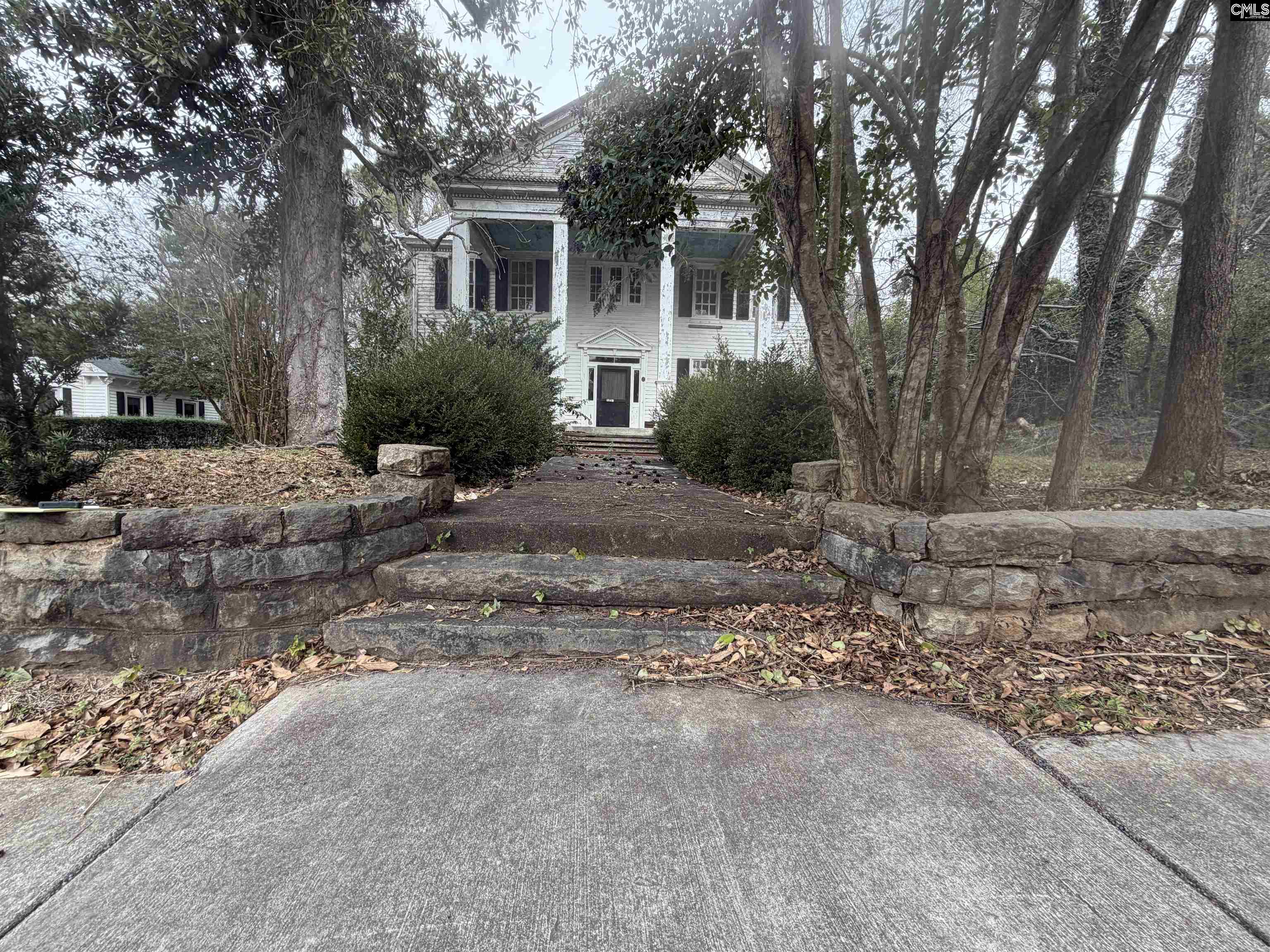 1234 Calhoun Street Newberry, SC 29108 - Photo 2 of 4