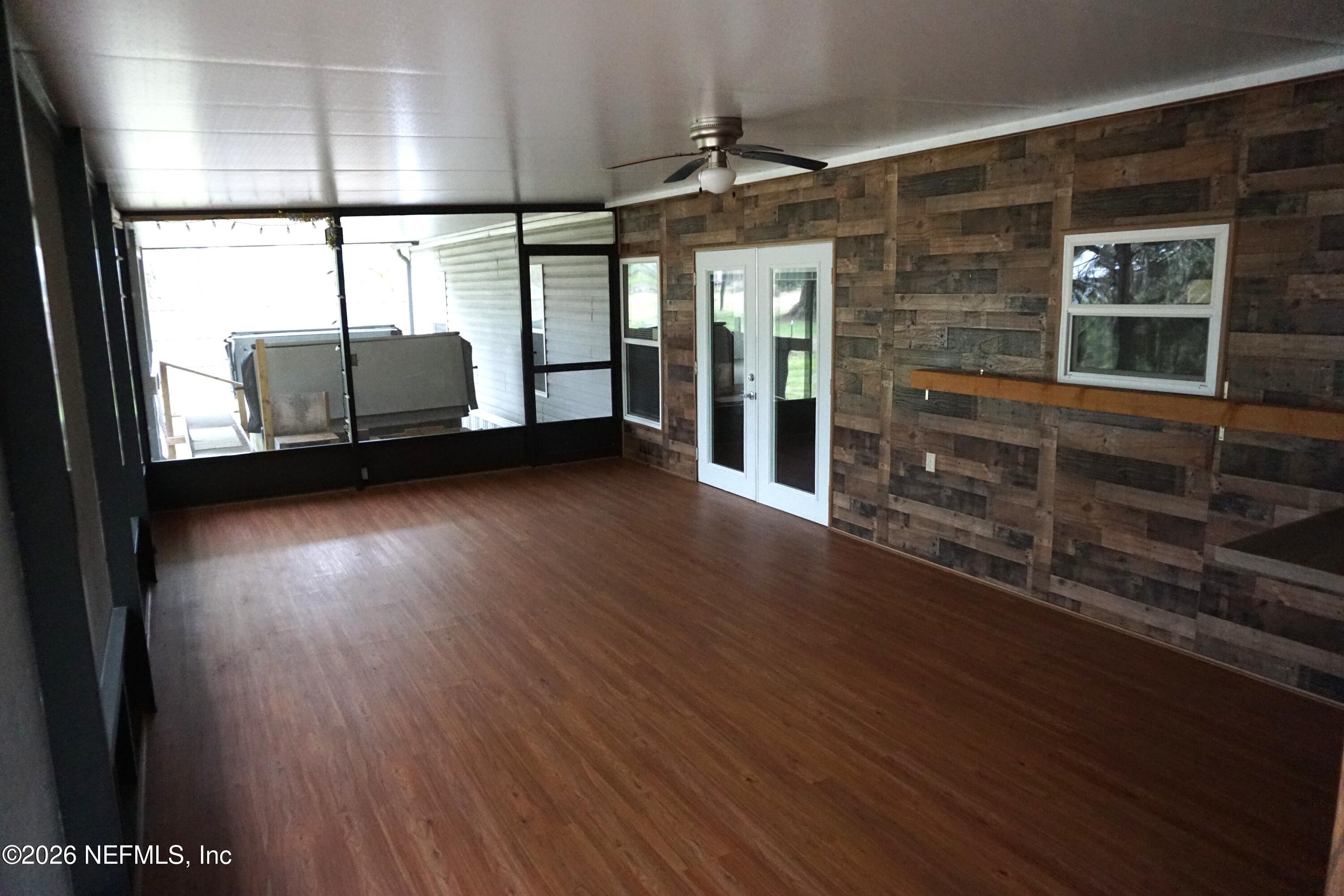 12240 Northwest 225th Road, Unit COUNTY Starke, FL 32091 - Photo 4 of 19 Back Porch