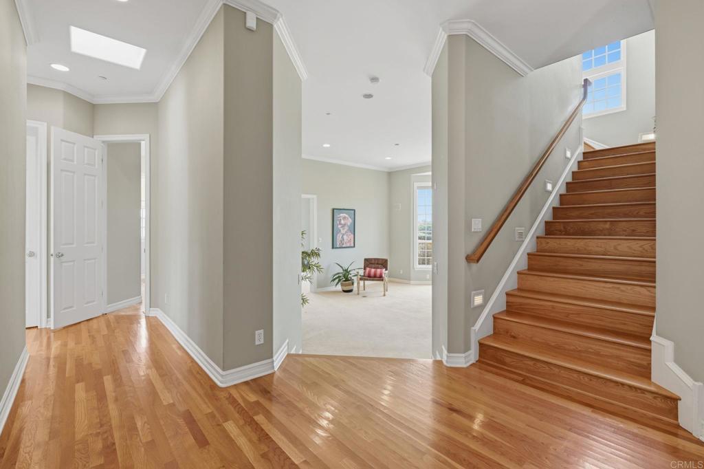 2292 Dos Lomas Fallbrook, CA 92028 - Photo 56 of 71 South wing grand staircase to the primary retreat