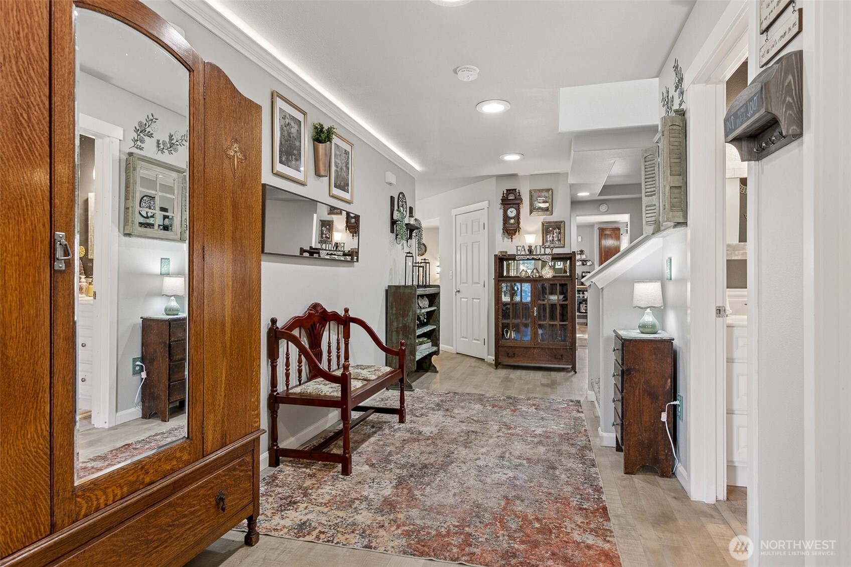 7074 Inlay Street Southeast Lacey, WA 98513 - Photo 3 of 28 a view of a livingroom with furniture and an entryway