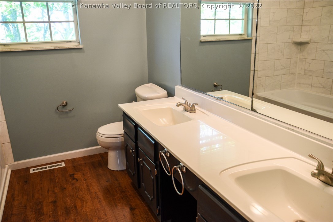 1780 Smith Road Charleston, WV 25314 - Photo 29 of 49 Gallery Image 29