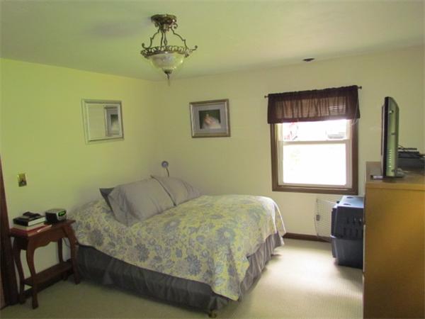 56 Sylvan Road Uxbridge, MA 01569 - Photo 12 of 16 Gallery Image 12