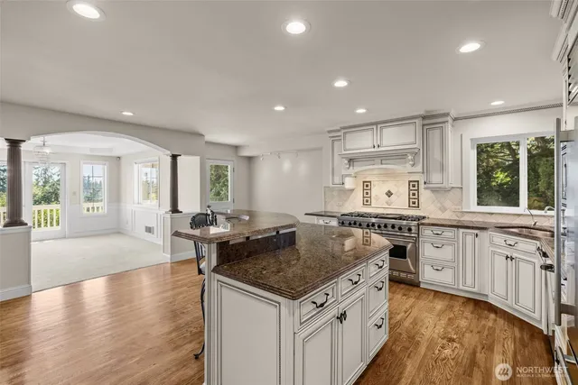 $1,100,000 | 5504 Emil Road, Langley, WA 98260