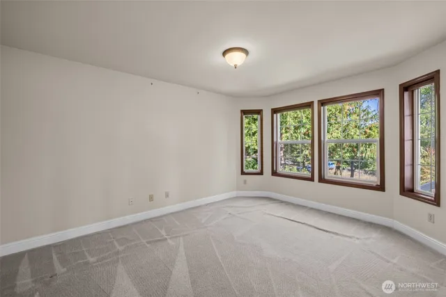 $1,100,000 | 5504 Emil Road, Langley, WA 98260