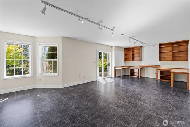 $1,100,000 | 5504 Emil Road, Langley, WA 98260