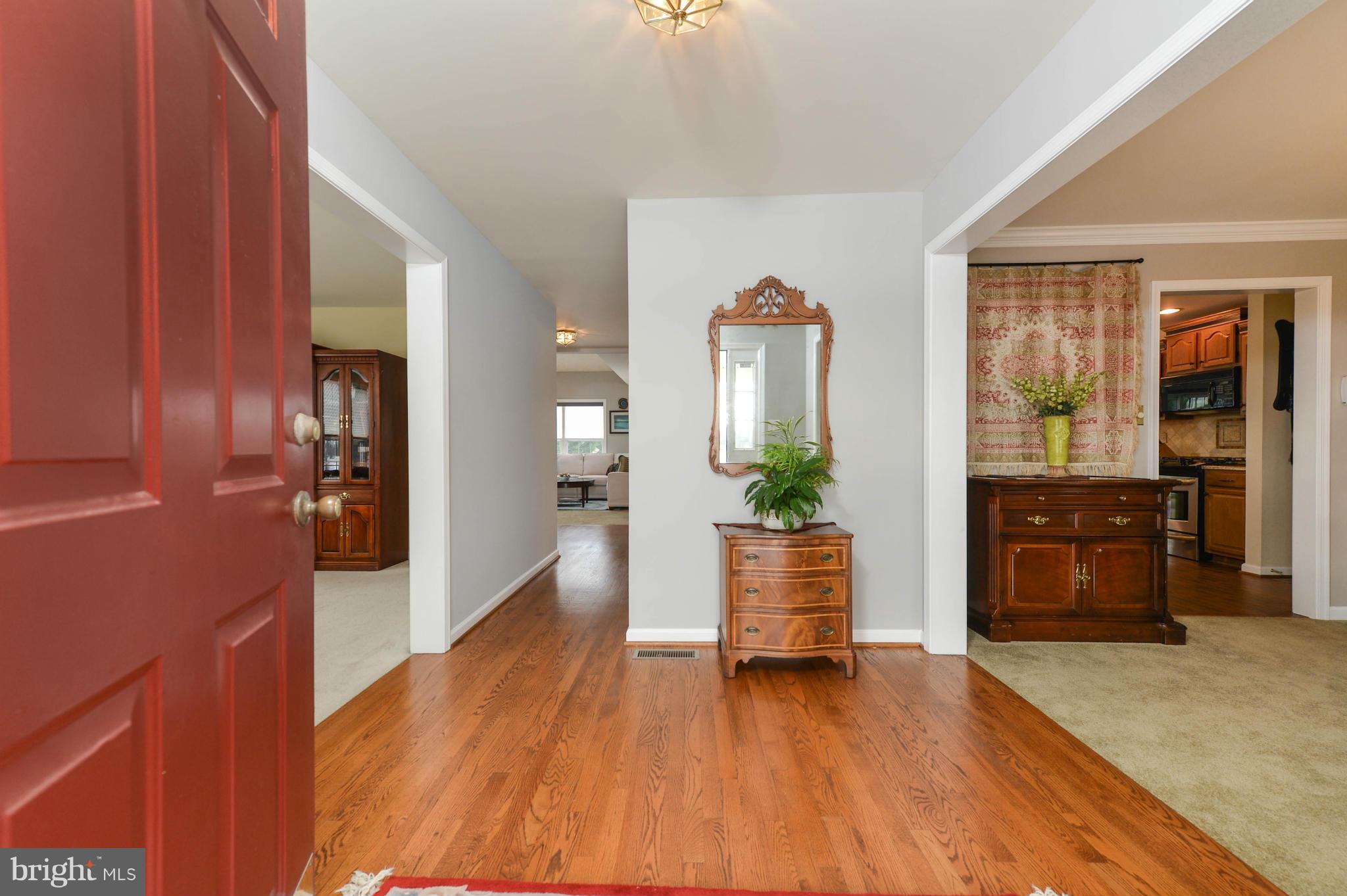 100 Brookview Loop Elkton, MD 21921 - Photo 3 of 30 BEAUTIFUL ENTRANCE