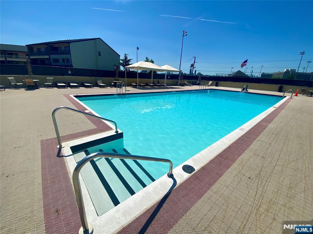1203 River Road, Unit 14C Edgewater, NJ 07020 - Photo 4 of 25