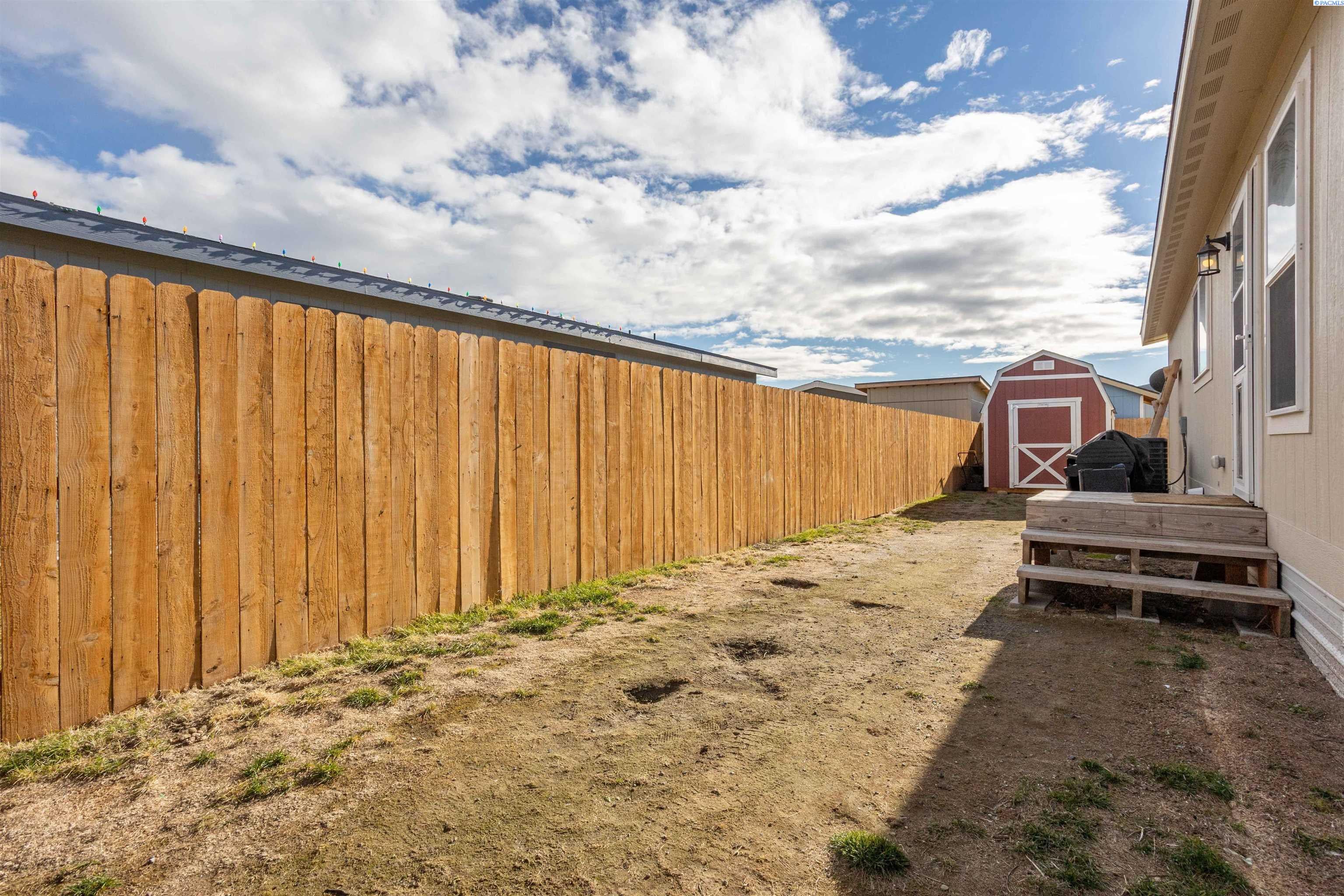 200802 East Game Farm Road, Unit 110 Kennewick, WA 99337 - Photo 19 of 27 Gallery Image 19