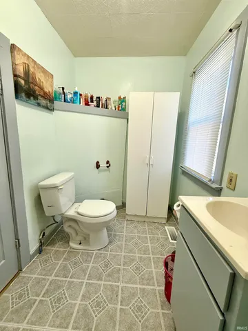 $59,900 | 2104 South Gallatin Street, Marion, IN 46953