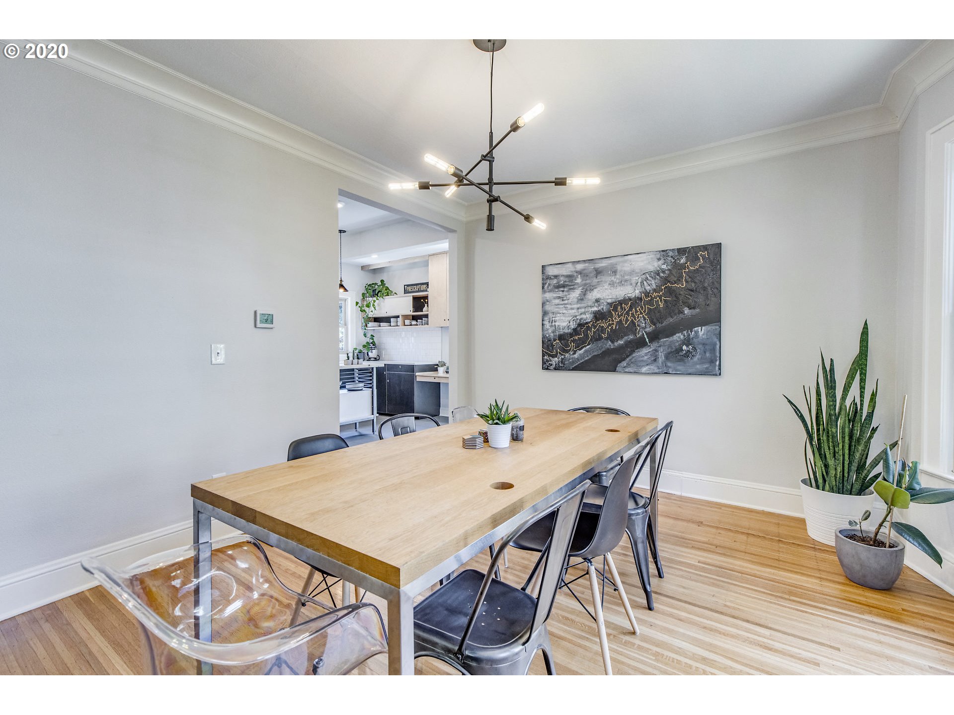58 Northeast Cook Street Portland, OR 97212 - Photo 9 of 32 Gallery Image 9