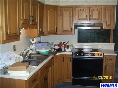 205 North 16th Street Decatur, IN 46733 - Photo 3 of 4