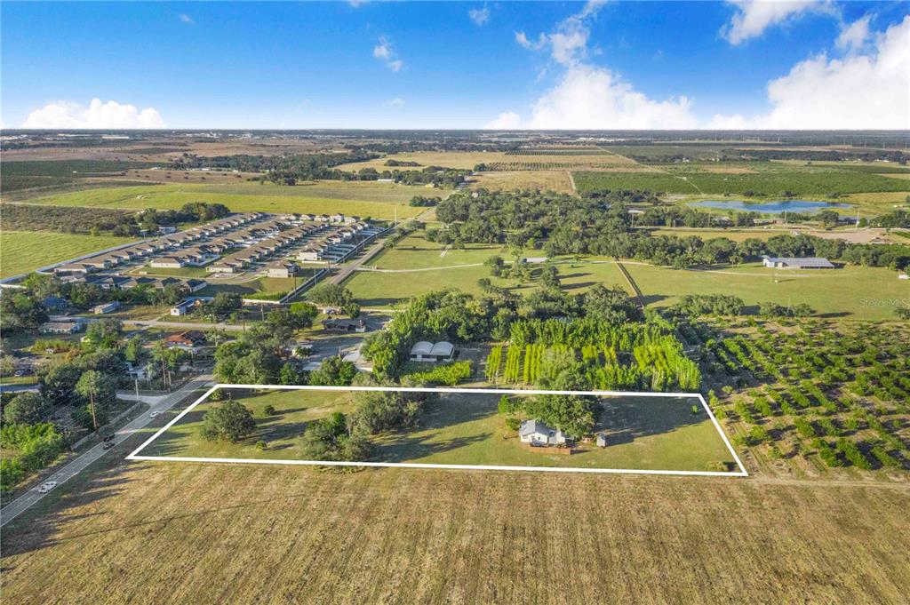 1114 H L Smith Road Haines City, FL 33844 - Photo 4 of 21 a view of a city