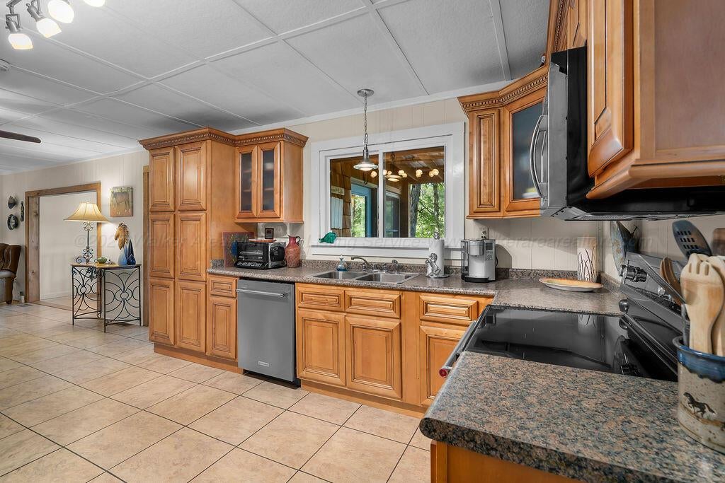 148 Joy Road Houston, AL 35572 - Photo 6 of 42 7RV00005