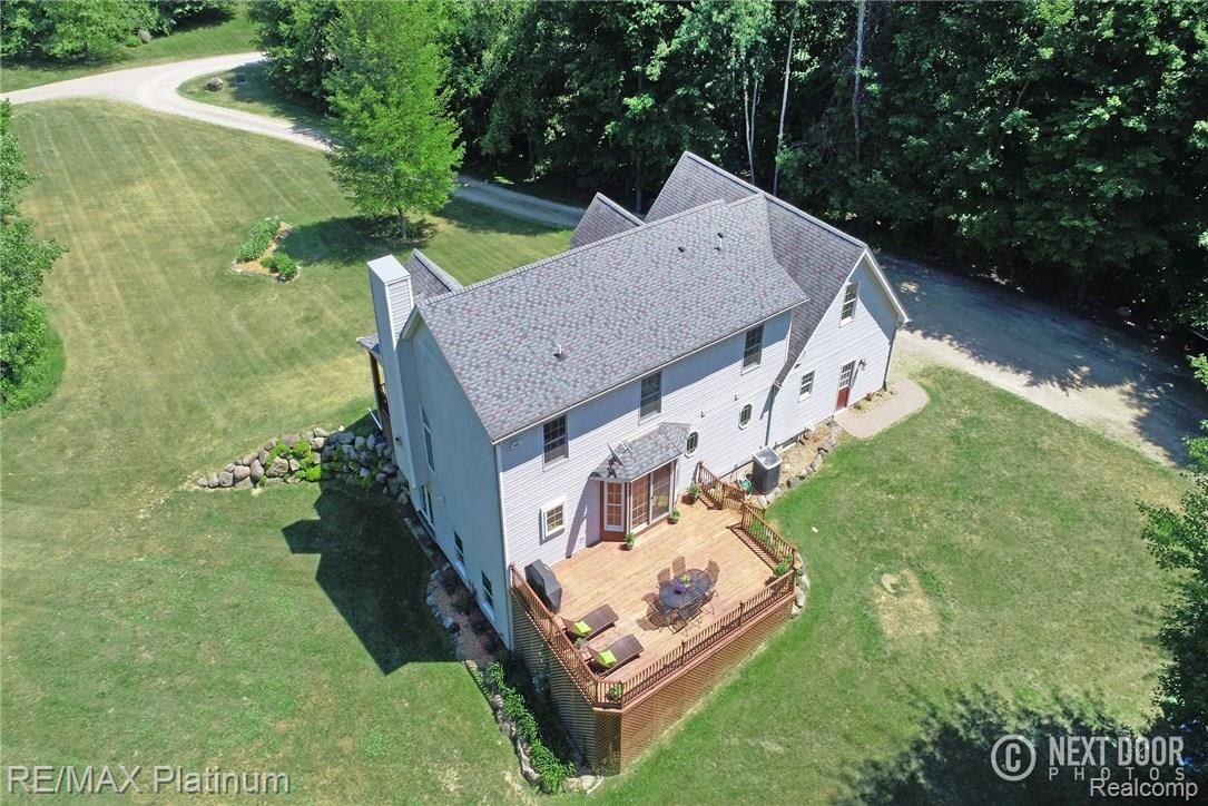 2772 Bullard Road Hartland, MI 48353 - Photo 58 of 72 DJI_0727.jpg