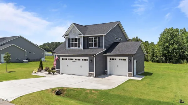 $2,225 | 385 Jackson Pond Drive, Smithfield, NC 27577