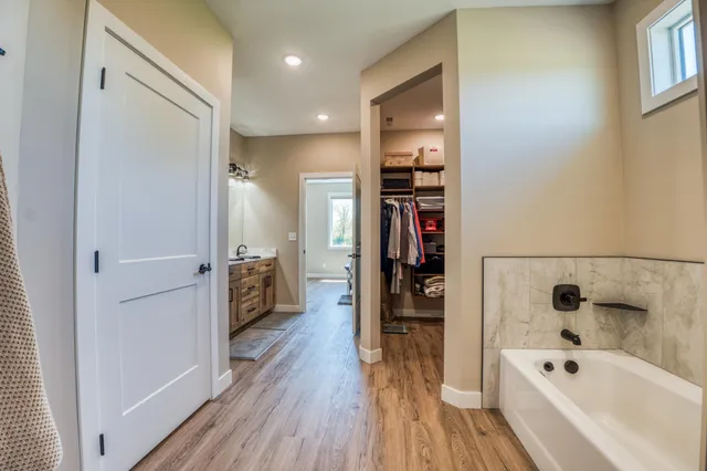 $649,500 | 302 Shortcut Lane Southwest, Bemidji, MN 56601