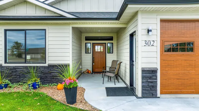 $649,500 | 302 Shortcut Lane Southwest, Bemidji, MN 56601