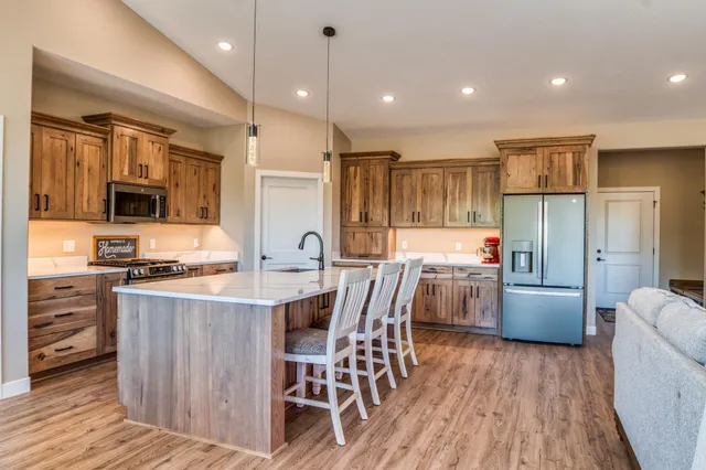 $649,500 | 302 Shortcut Lane Southwest, Bemidji, MN 56601