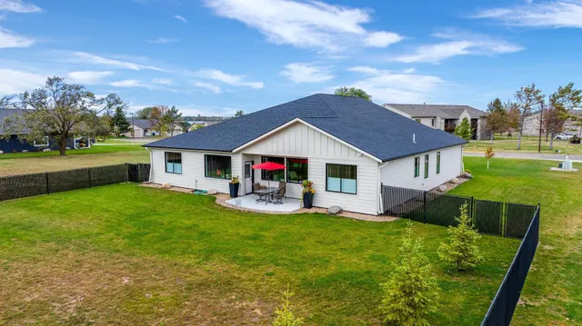 $649,500 | 302 Shortcut Lane Southwest, Bemidji, MN 56601