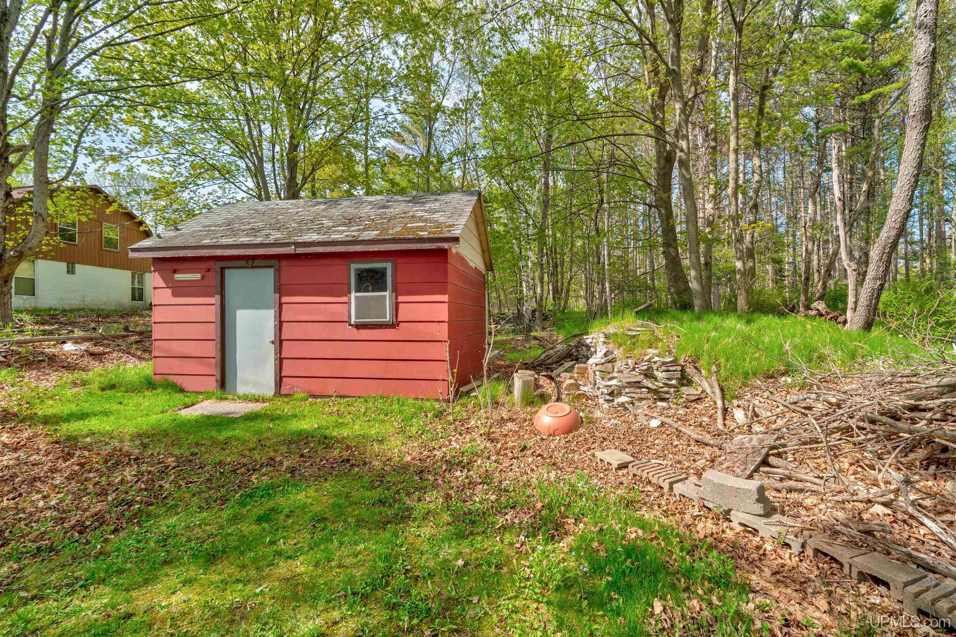 8166 Arrowhead Road Manistique, MI 49854 - Photo 33 of 66