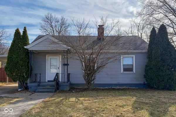 $1,200 | 217 East 39th Street, Anderson, IN 46013