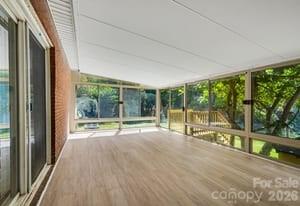 7040 Idlewild Road Charlotte, NC 28212 - Photo 19 of 21